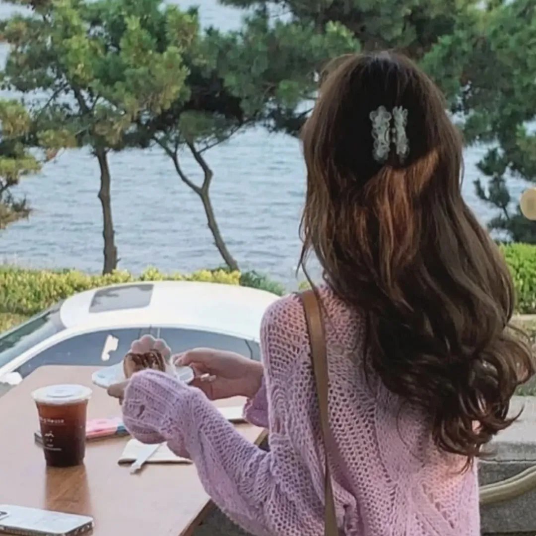 丧尸犀利哥海报