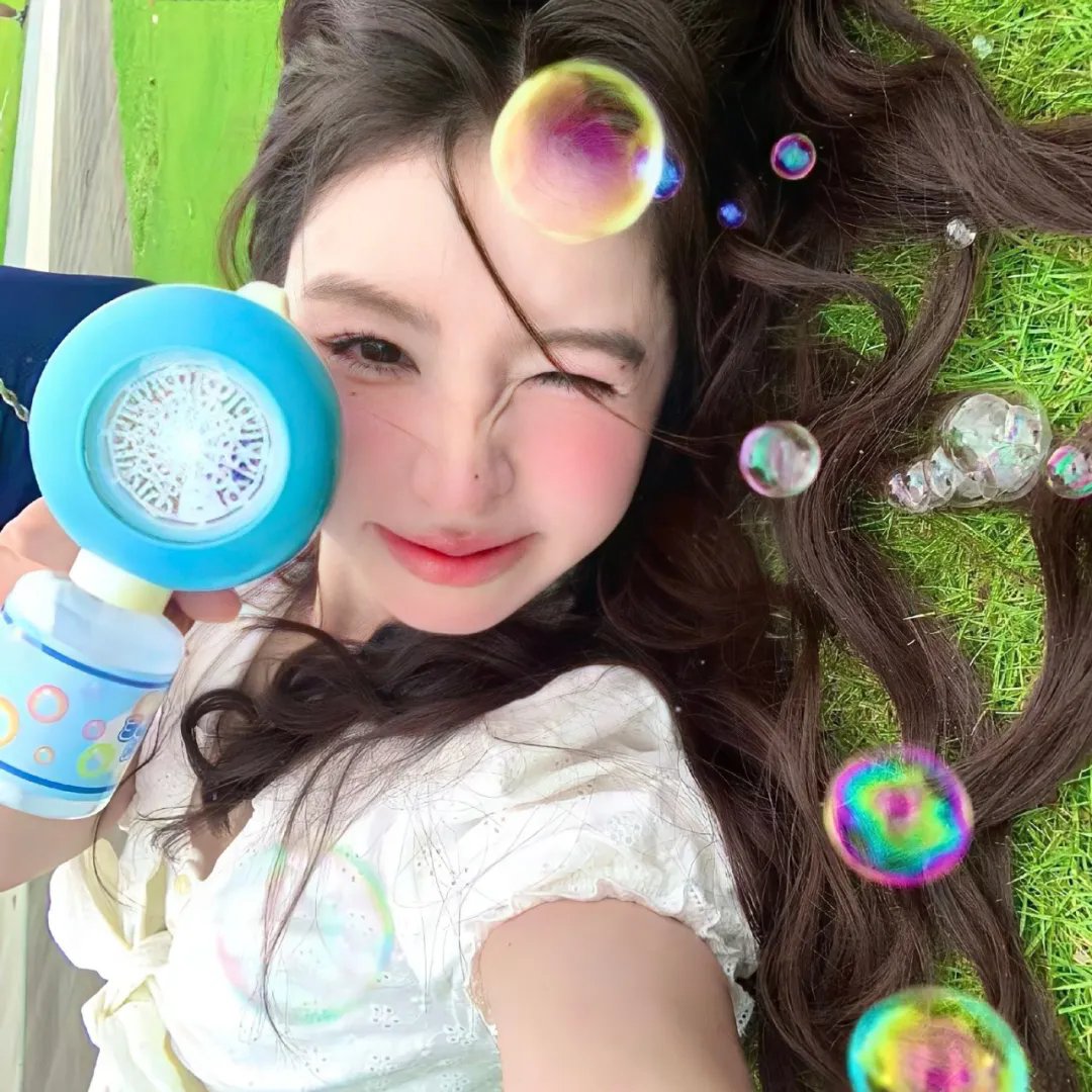 如何踢足球海报