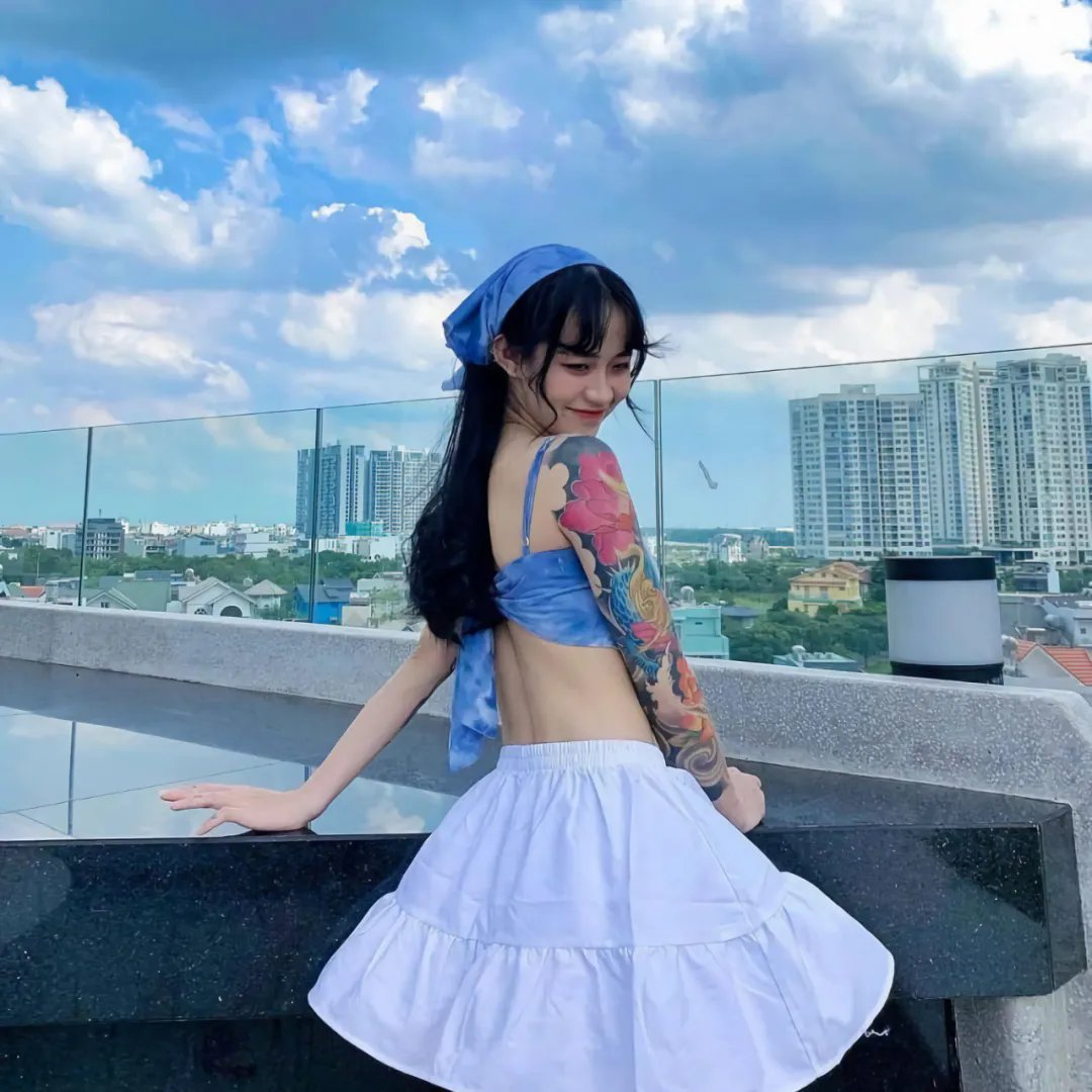 第二个螺丝碎片海报